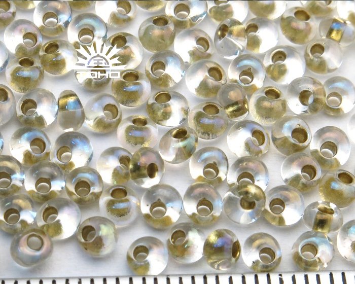 Toho 262 Magatama 3mm