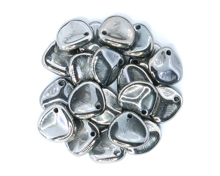 Rose Petals 8x7mm