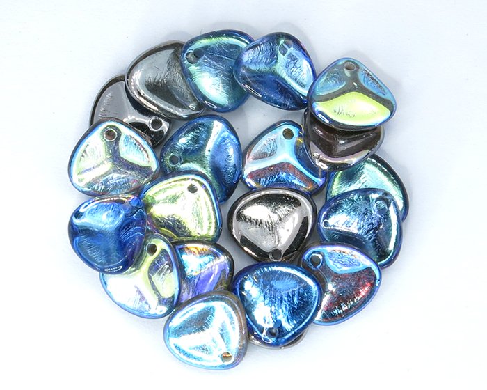 Rose Petals 8x7mm
