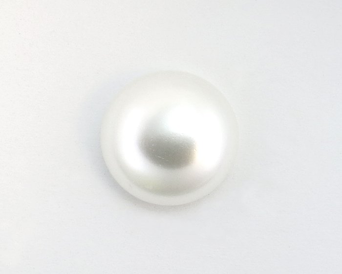 Glass Pearl Cabochon 14 mm